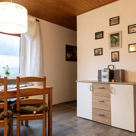 Appartement Tolles Mit Offenem Kamin *