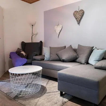 Tolles Mit Offenem Kamin Appartement *